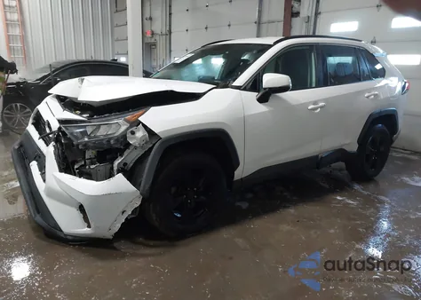 2020 Toyota Rav4 Xle z USA, uszkodzony, nr VIN 2T3P1RFVXLC093758